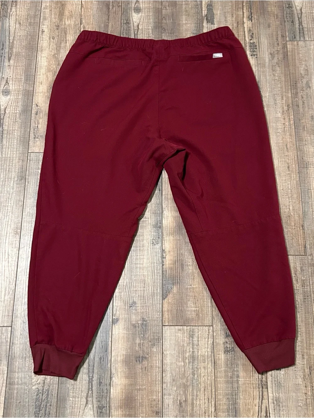 FIGS Maroon Scrub Set - Top & Jogger Pants - Picture 14 of 15